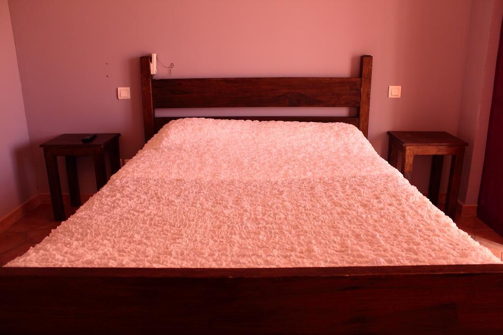 Hotel Le Couloubrier 勒穆伊 客房 照片