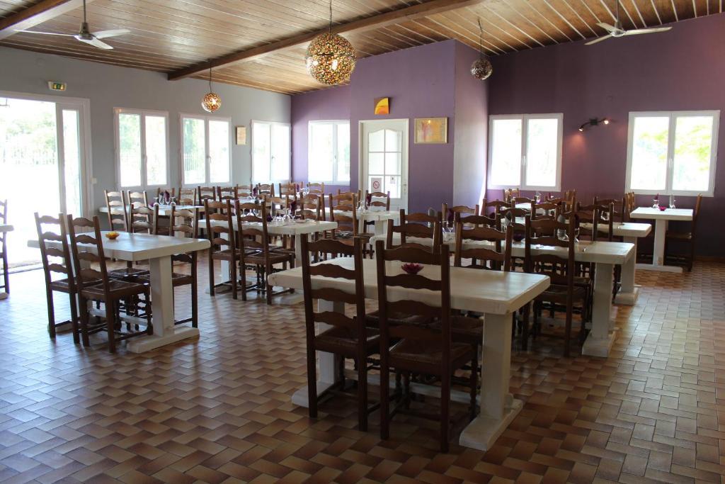Hotel Le Couloubrier 勒穆伊 外观 照片