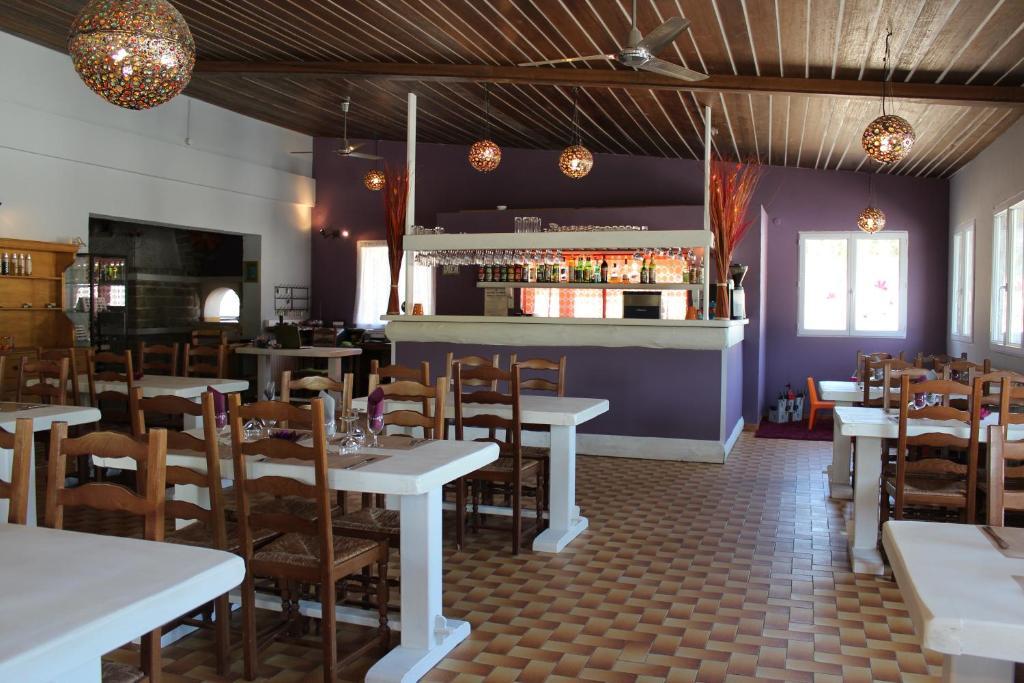 Hotel Le Couloubrier 勒穆伊 外观 照片