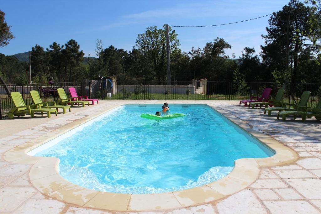 Hotel Le Couloubrier 勒穆伊 外观 照片