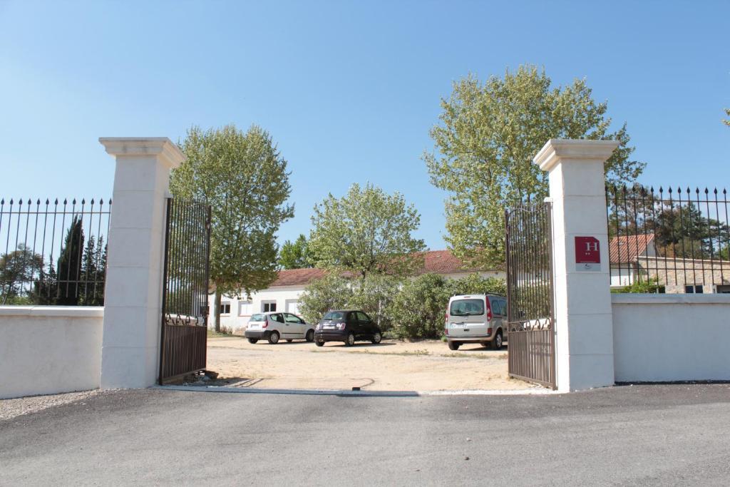 Hotel Le Couloubrier 勒穆伊 外观 照片