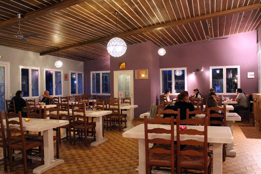 Hotel Le Couloubrier 勒穆伊 外观 照片