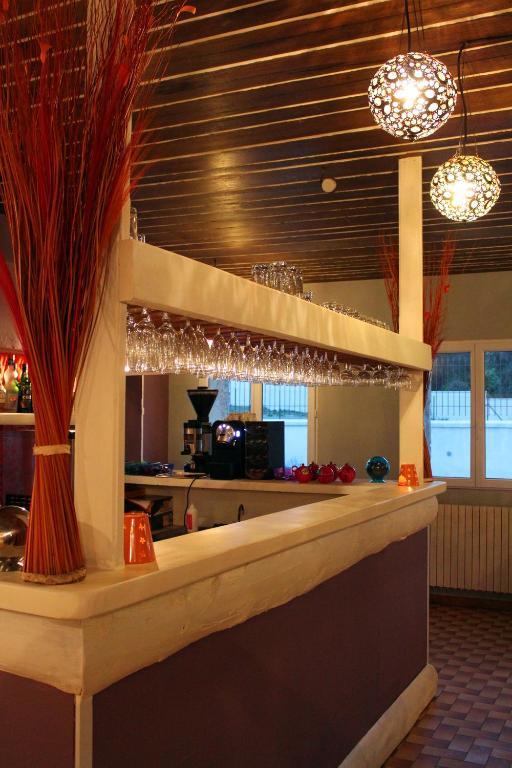 Hotel Le Couloubrier 勒穆伊 外观 照片